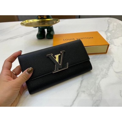 L Capucines men wallet size：20*11*2.5 cm