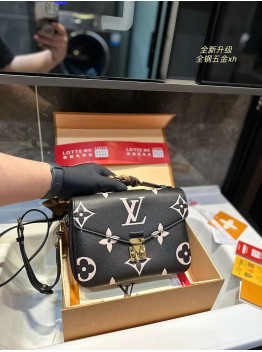 LouisPochette Métis bag size ; 23*6*18 cm