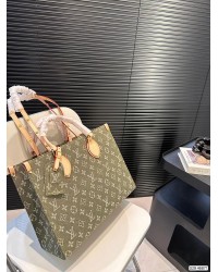 Louis new arrival denim tote bag size: 35 * 28 cm