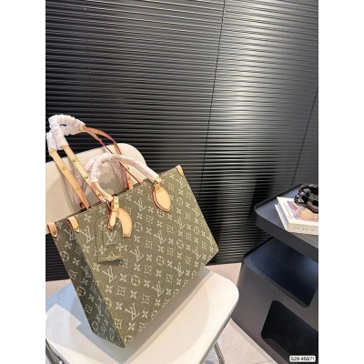 Louis new arrival denim tote bag size: 35 * 28 cm