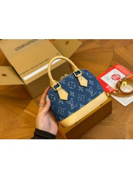 Louis Alma bb denim bag size :  20*14cm