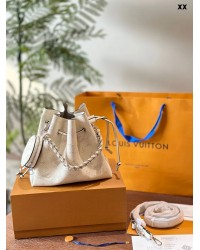 Louis bella NEW ARRIVAL Monogram bag size: 19x22x14 cm