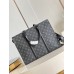 Louis Sac Plat Horizontal Zippé size: 39x30x7CM