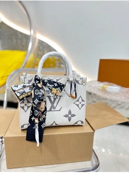 Louis  Ss21 Crafty onthego small bag size : 25 * 20cm (without silk belt )