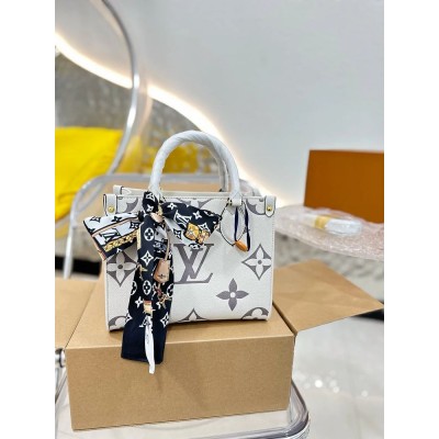 Louis  Ss21 Crafty onthego small bag size : 25 * 20cm (without silk belt )
