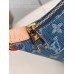 Louis Hills Pochette Monogram Denim size;20.5 x 6 x 16 cm
