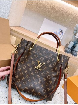 Louis new arrival tote bag size : 26*27 cm