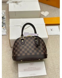 l alma bb new arrival bag size: 24×18cm