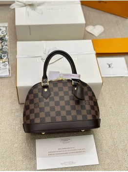 l alma bb new arrival bag size: 24×18cm