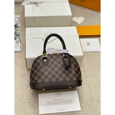 l alma bb new arrival bag size: 24×18cm