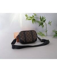 Louis new arrival bag size : 23x14x6 cm
