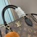 Louis new arrival handbag size: 33-22-16cm