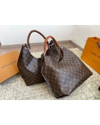 Louis new arrival tote bag size : 34 * 28 cm
