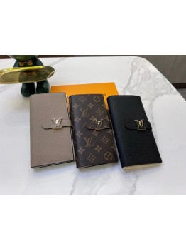 Louis new arrival Taurillon Capucines wallet size: 10*19*1.7cm