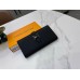 Louis new arrival Taurillon Capucines wallet size: 10*19*1.7cm