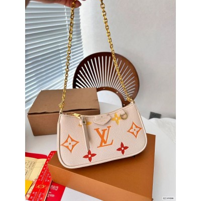 Louis  easy pouch bag size : 21 * 11 cm