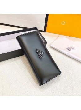 Pra new arrival wallets size: 19×10 cm