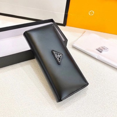 Pra new arrival wallets size: 19×10 cm