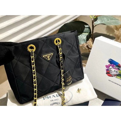 Pra new arrival tote bag size : 28 cm