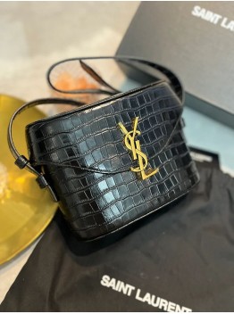 Y new arrival case bag size : 20*19*14cm