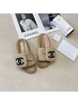 Chanel best-selling sandals 28