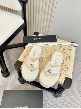 Chanel best-selling sandals 6