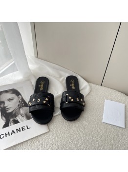 Chanel best-selling sandals 16