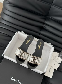 Chanel best-selling sandals 18
