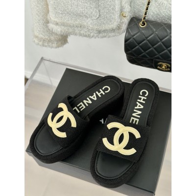 Chanel best-selling sandals 22