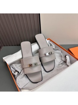 Hermès best-selling slides/sandals 2