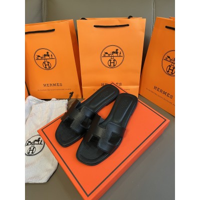 Hermès best-selling slides/sandals 3