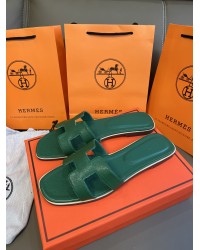 Hermès best-selling slides/sandals 3