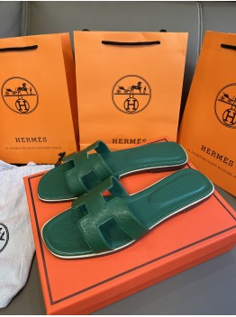 Hermès best-selling slides/sandals 3