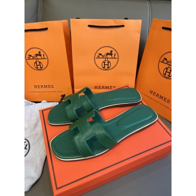Hermès best-selling slides/sandals 3