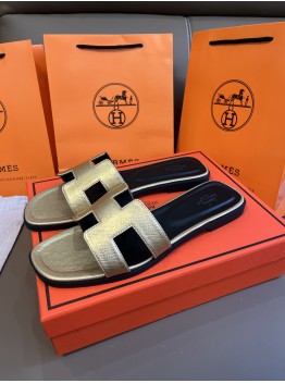Hermès best-selling slides/sandals 3