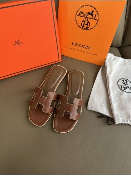 Hermès best-selling slides/sandals 4