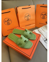 Hermès best-selling slides/sandals 6