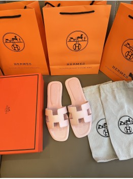 Hermès best-selling slides/sandals 6