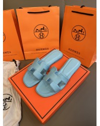 Hermès best-selling slides/sandals 6