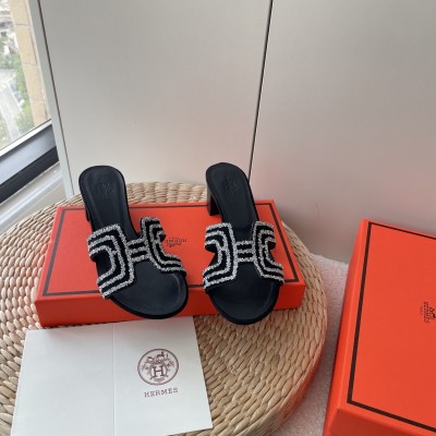 Hermès best-selling slides/sandals 7