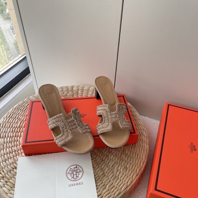 Hermès best-selling slides/sandals 8