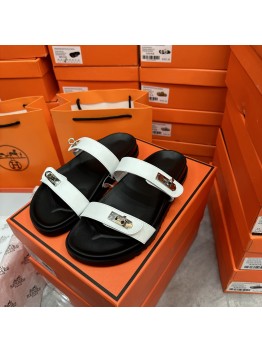 Hermès best-selling slides/sandals 12