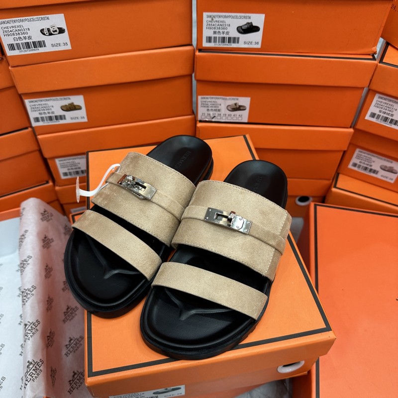 Hermès best-selling slides/sandals 16