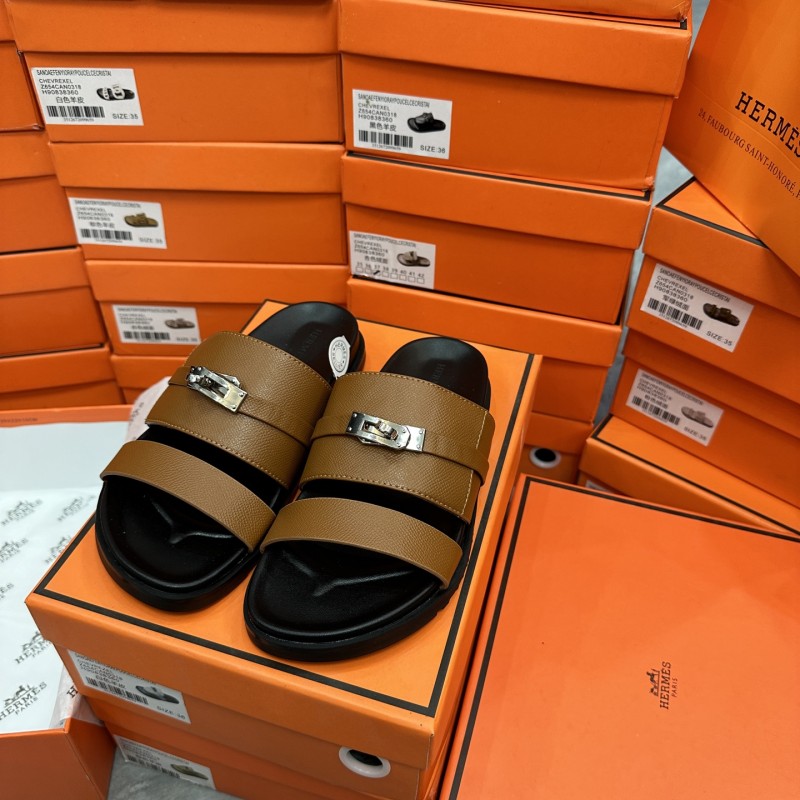 Hermès best-selling slides/sandals 17