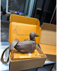 Best-Selling Louis VuittonHandbags 26