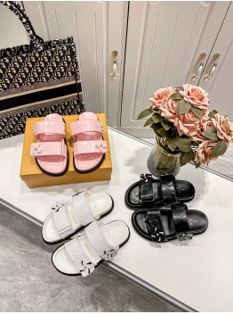 LV Hot-Selling Slipper No. 14